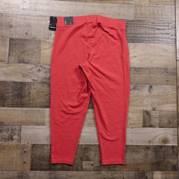 Torrid Premium Leggings 1X 14–16 Red American Beauty Crop NWT - Picture 11 of 12
